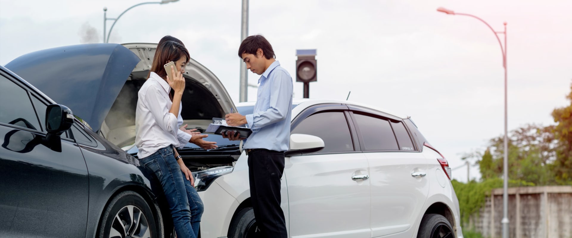 Hiring an Attorney for an Insurance Claim After an Uber Accident in Arizona
